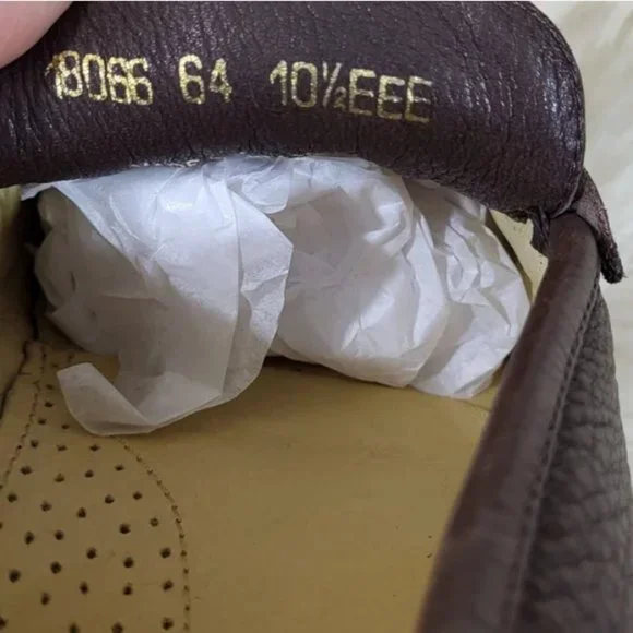 Florsheim Padron Tassel Leather Loafers - Picture 2 of 11